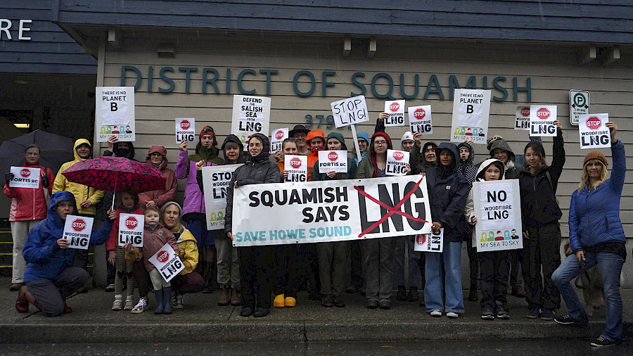 Mini-demonstration in Squamish on October 17. Thank you to everyone that came out in the pouring rain to support council as they continue to hold Woodfibre LNG and FortisBC accountable.